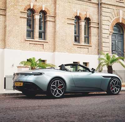 Aston Martin car rental in London 